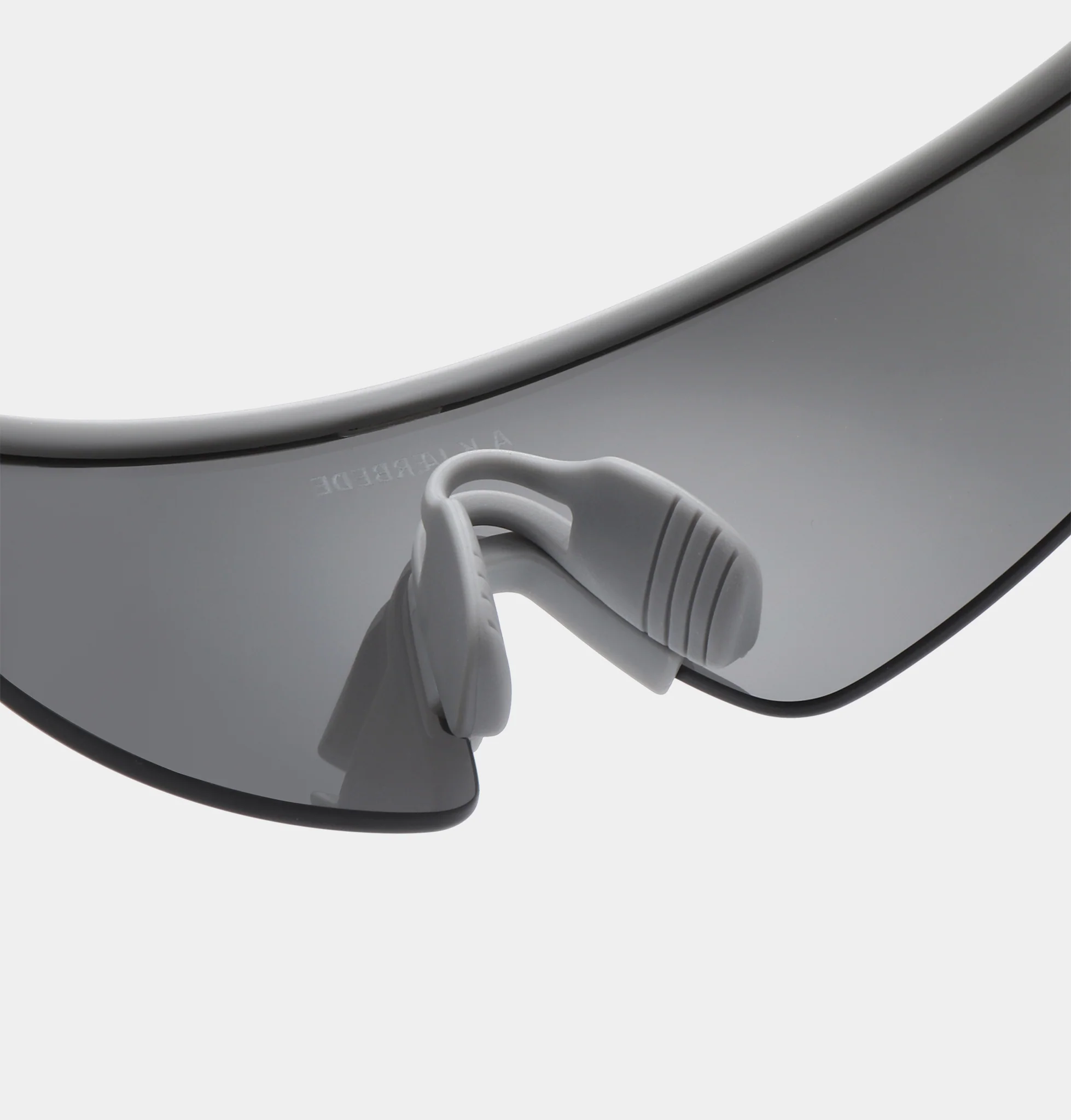 Aero - Grey - Image 3