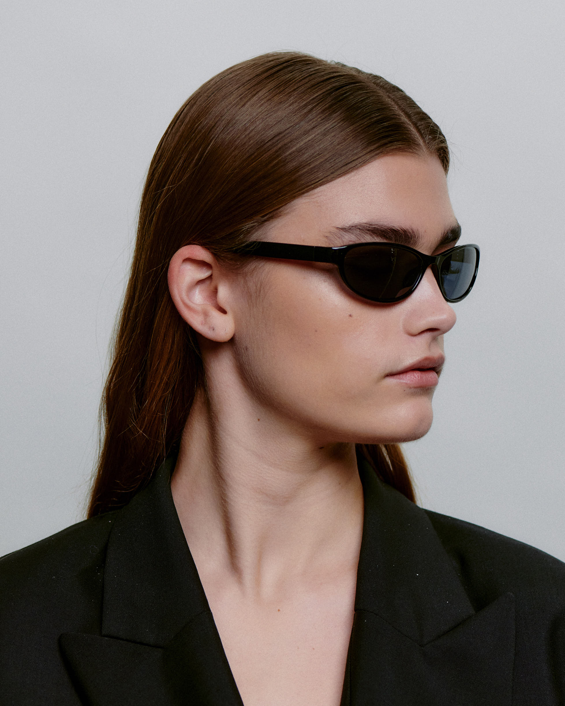 Alexa - Black - Image 8