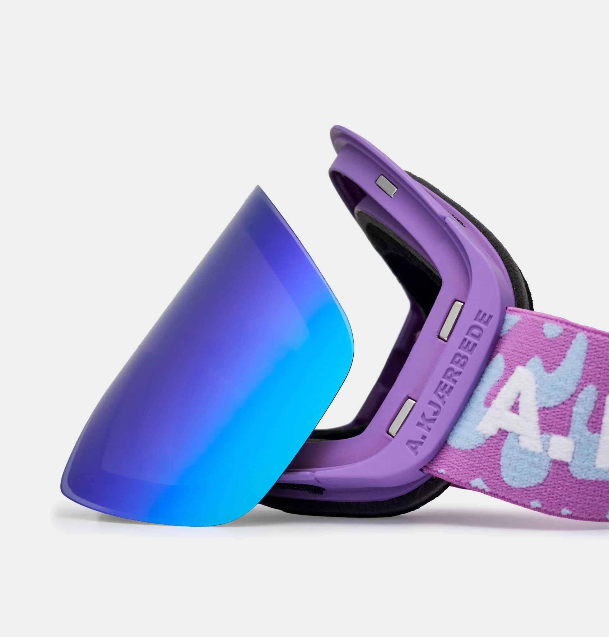Enry - Lavender Leo - Image 4