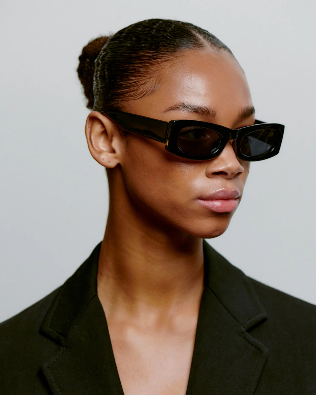 Frida - Black - Image 7