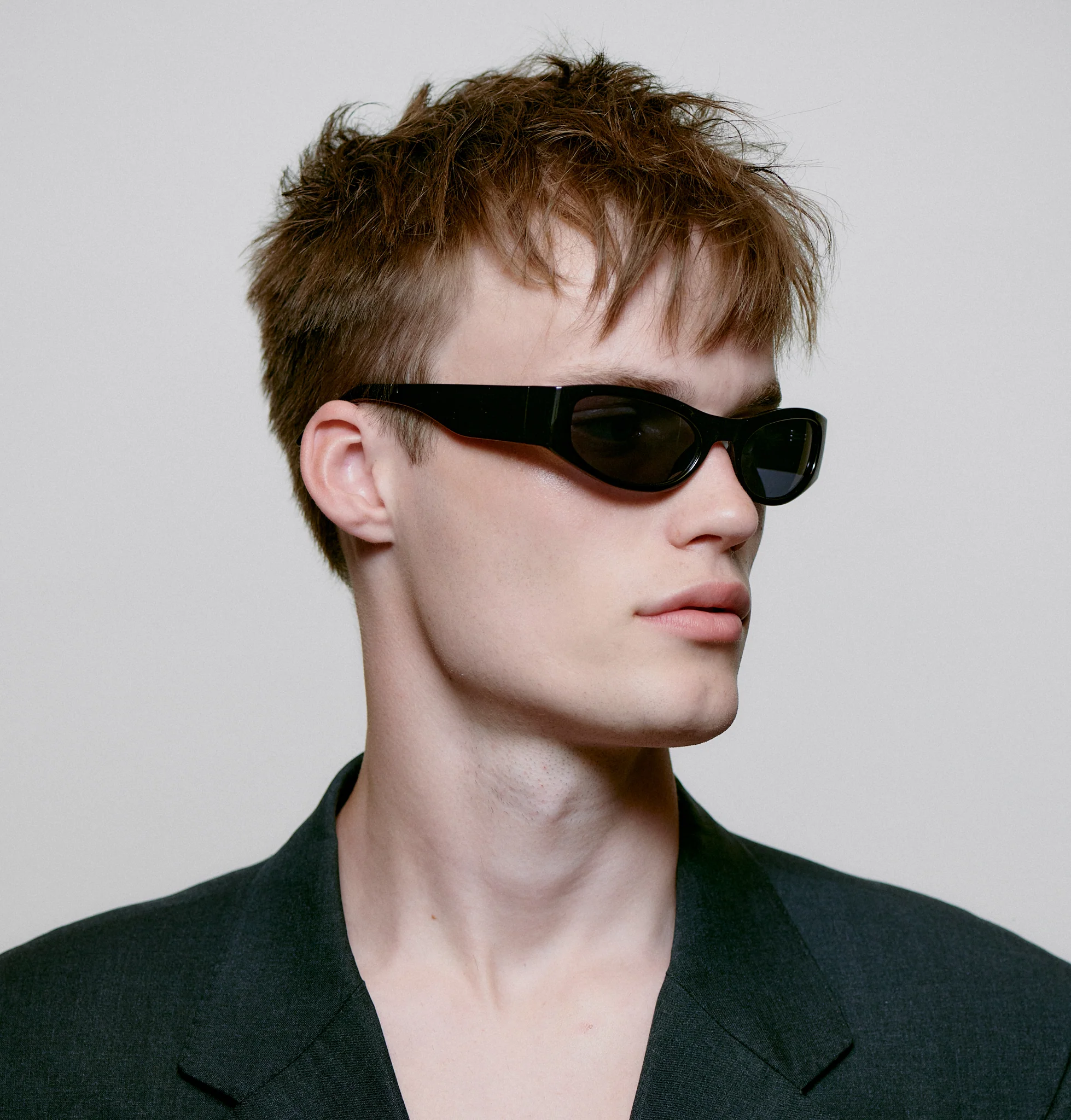 Gust - Black - Image 8
