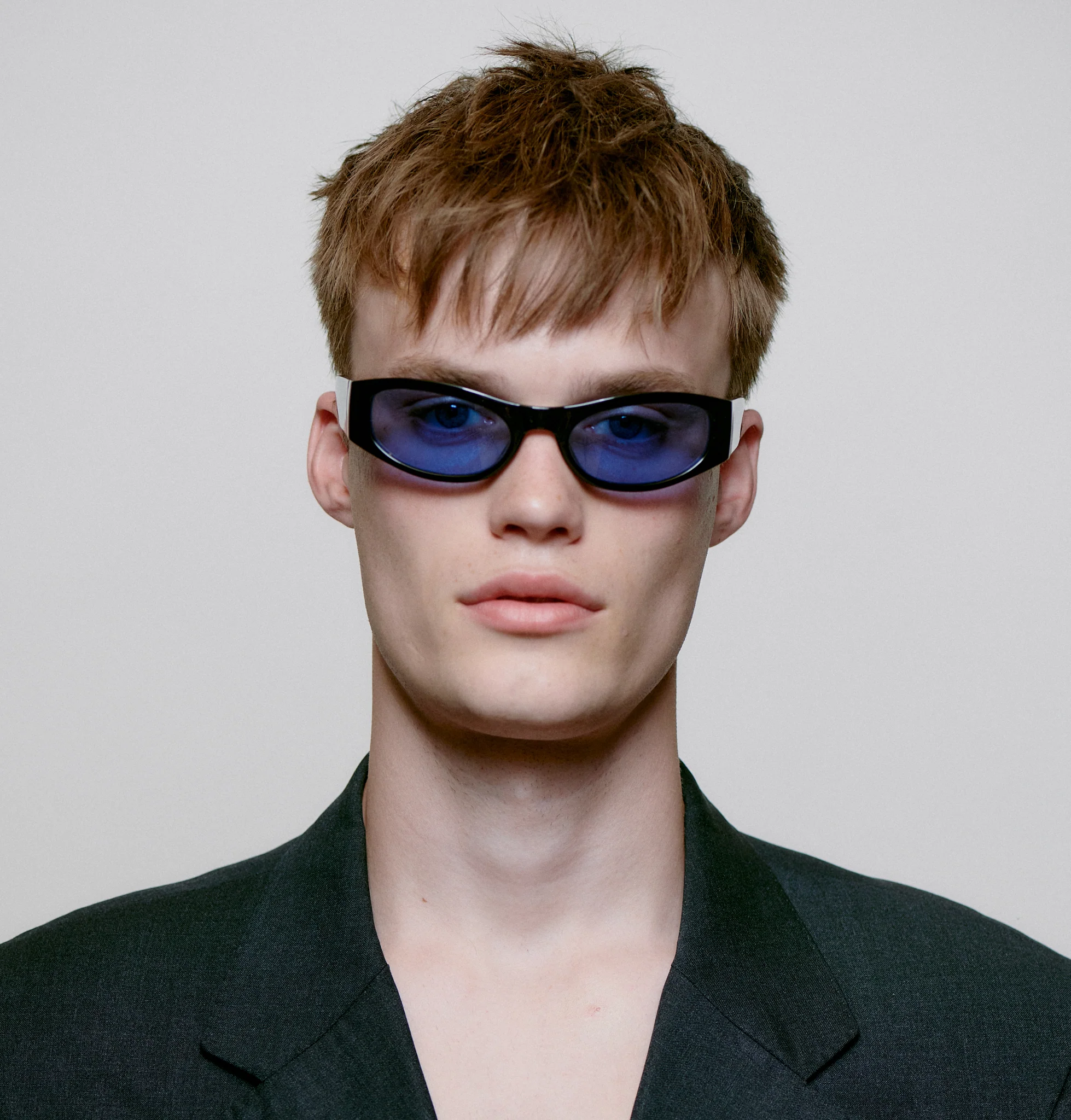 Gust - Black (Blue Lens) - Image 4