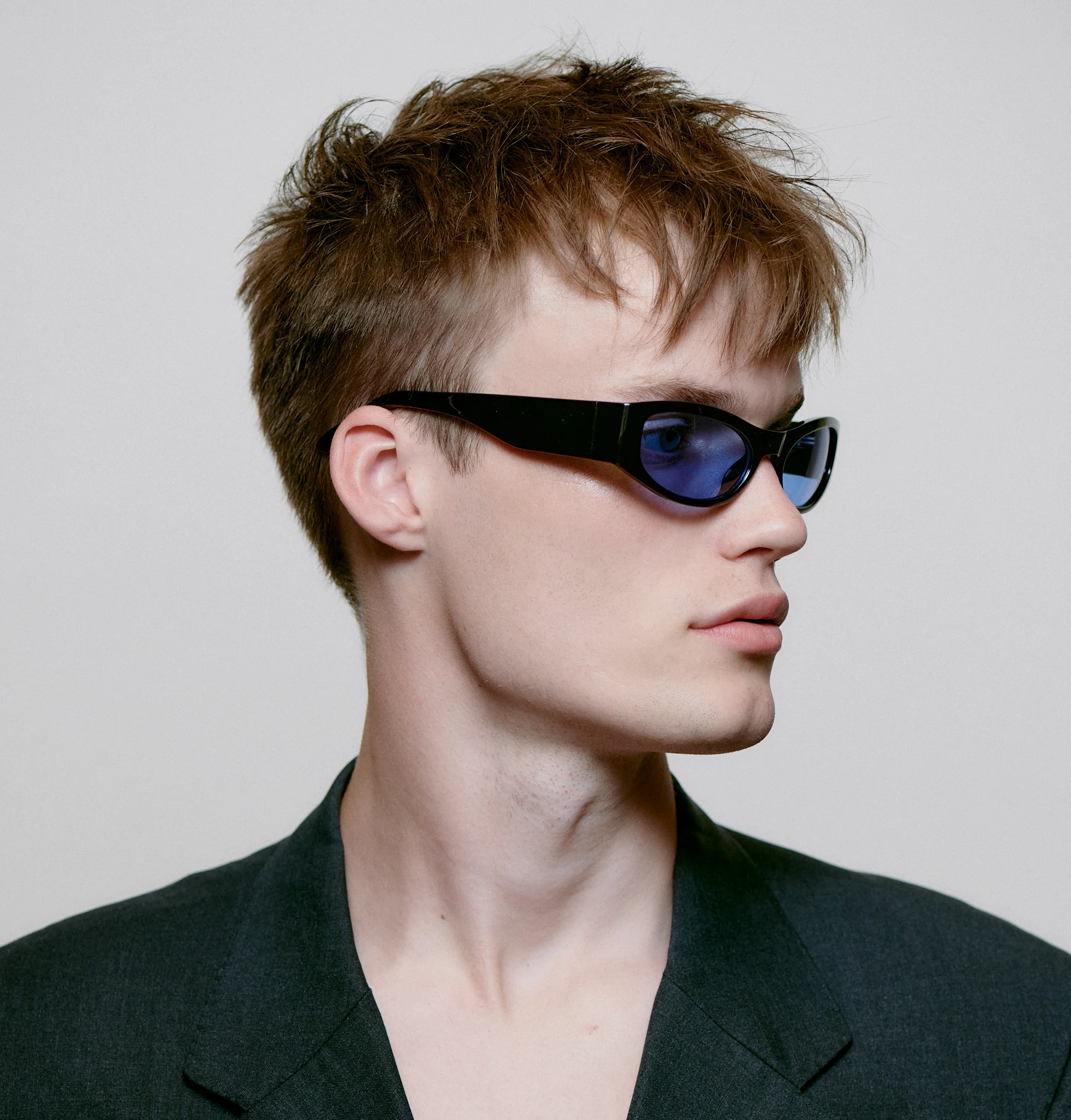 Gust - Black (Blue Lens) - Image 8