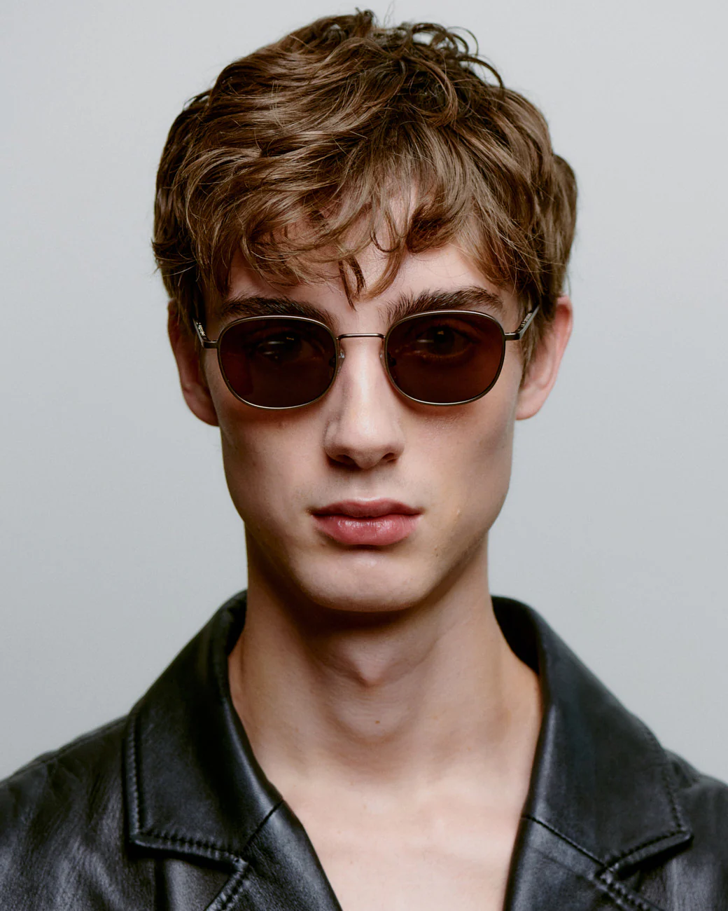 Hello - Matte Brown - Image 4