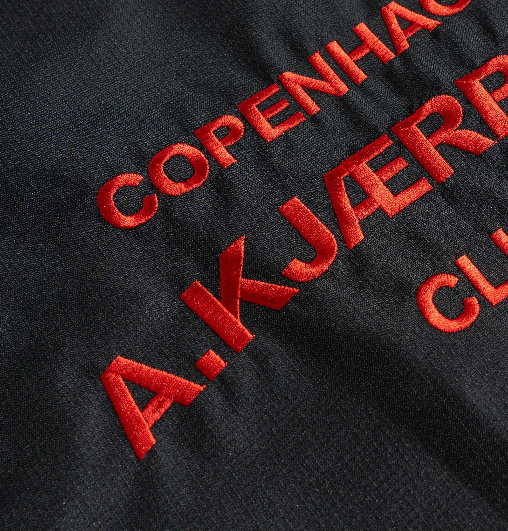 Jade - Black Red Logo - Image 4