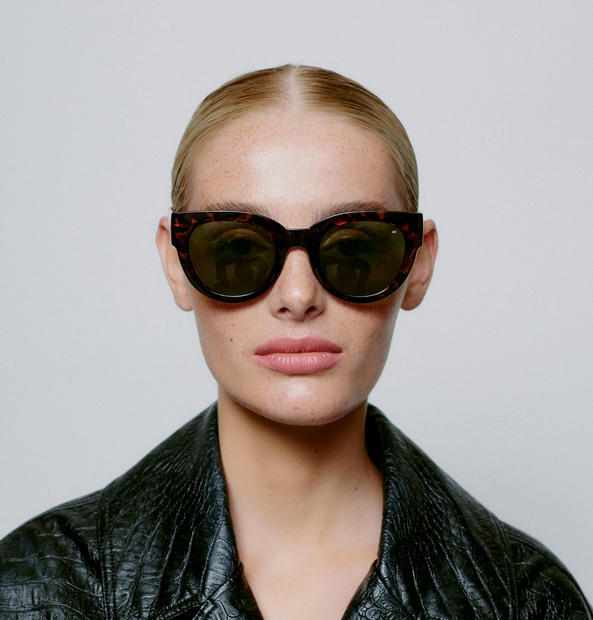 Lilly - Demi Tortoise - Image 7