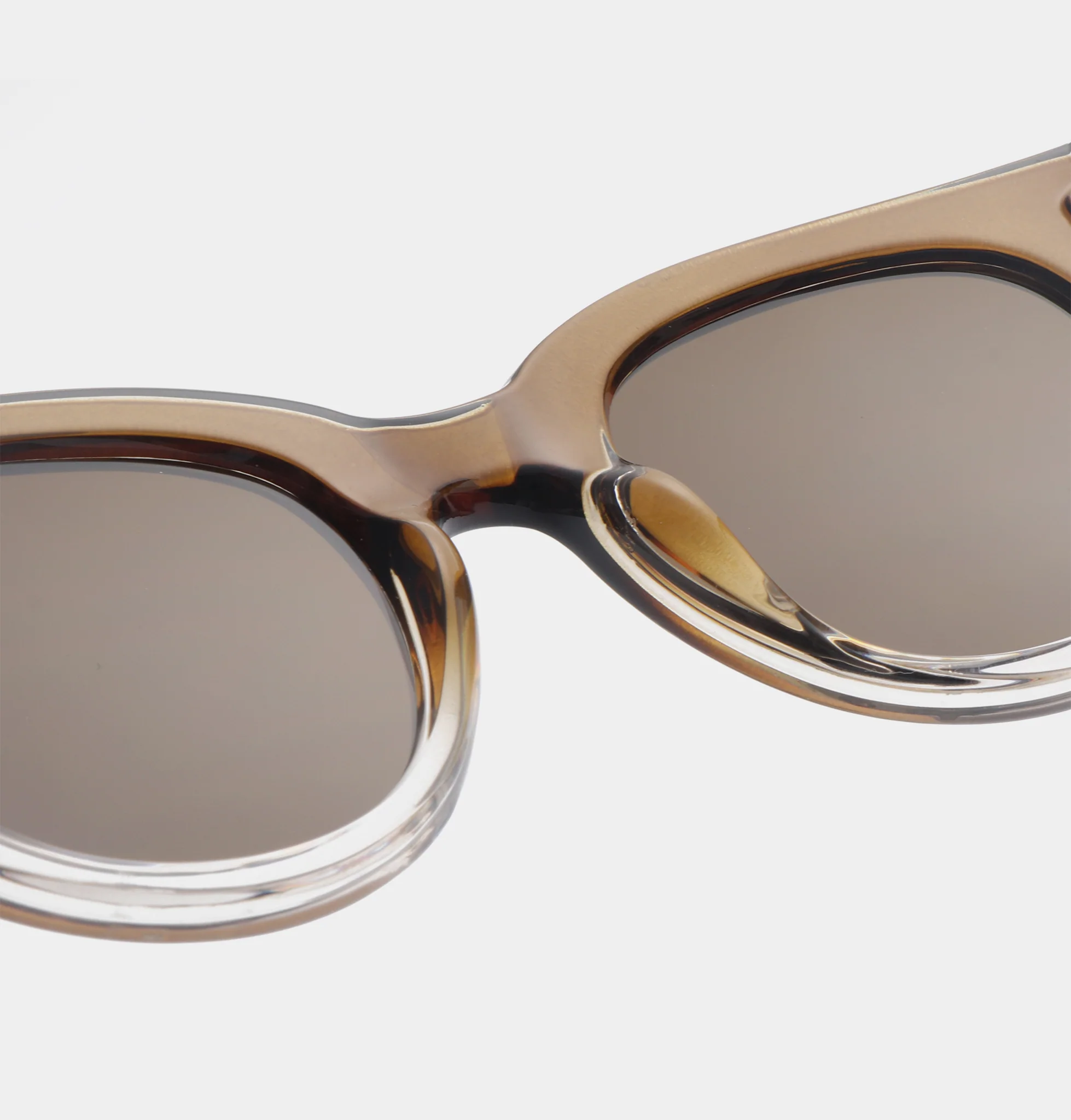 Lilly - Smoke Champagne - Image 6