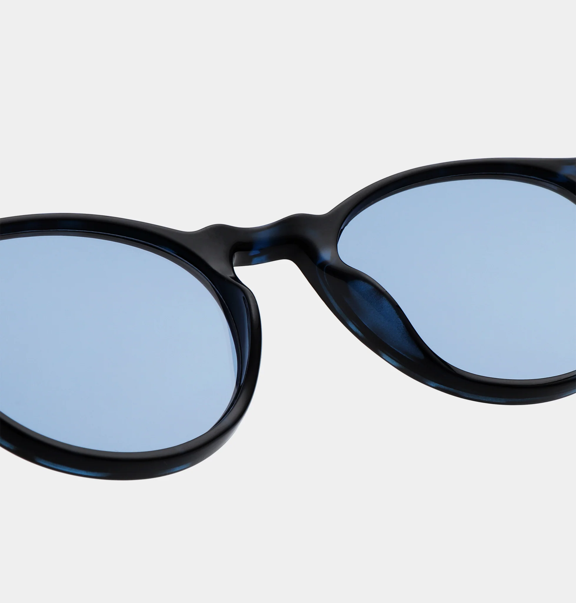 Marvin - Demi Blue - Image 5