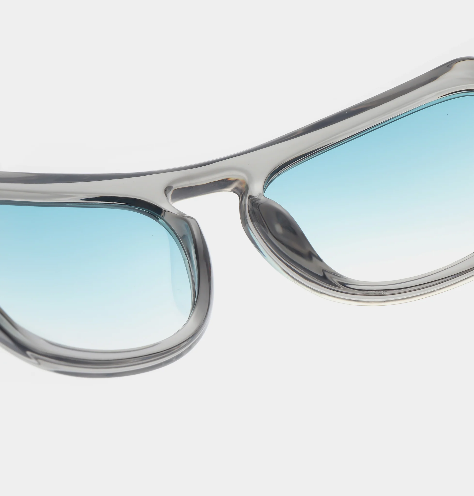 Max - Grey Transparent - Image 6