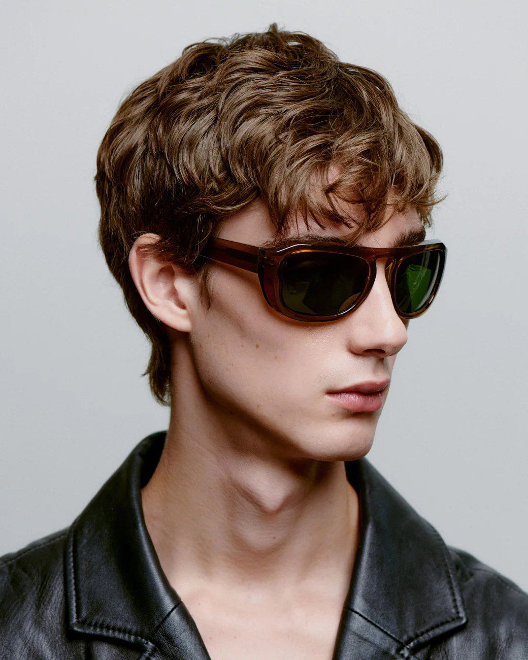 Max - Smoke Transparent - Image 7