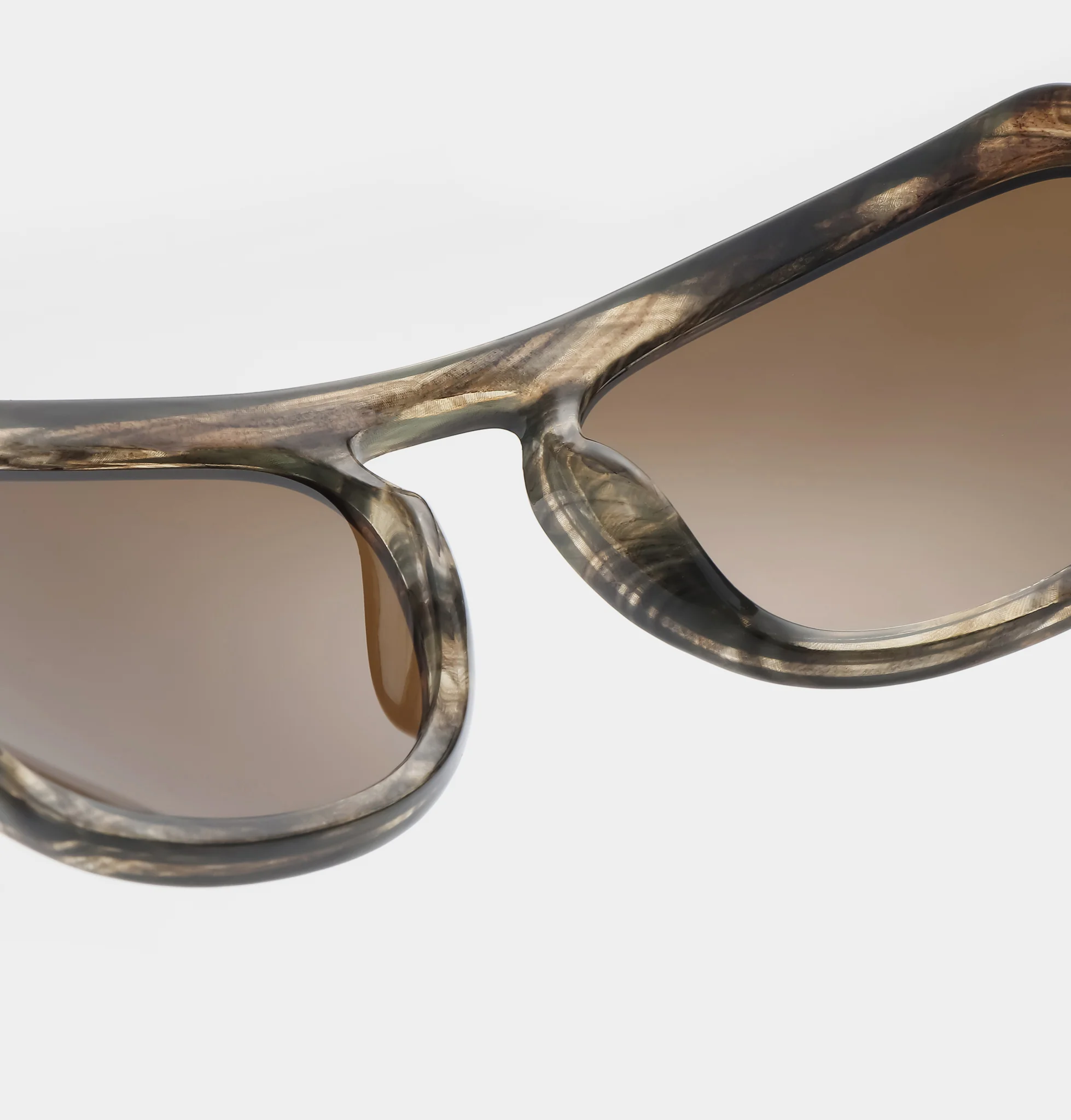 Max - Striped Horn - Image 6