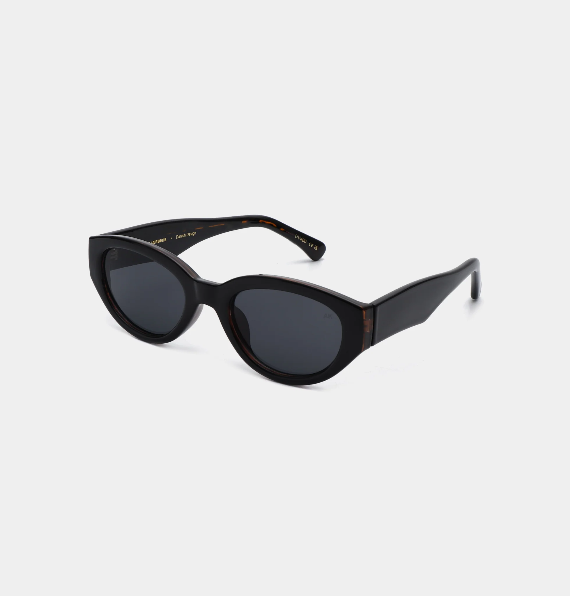 Winnie - Black - Image 3