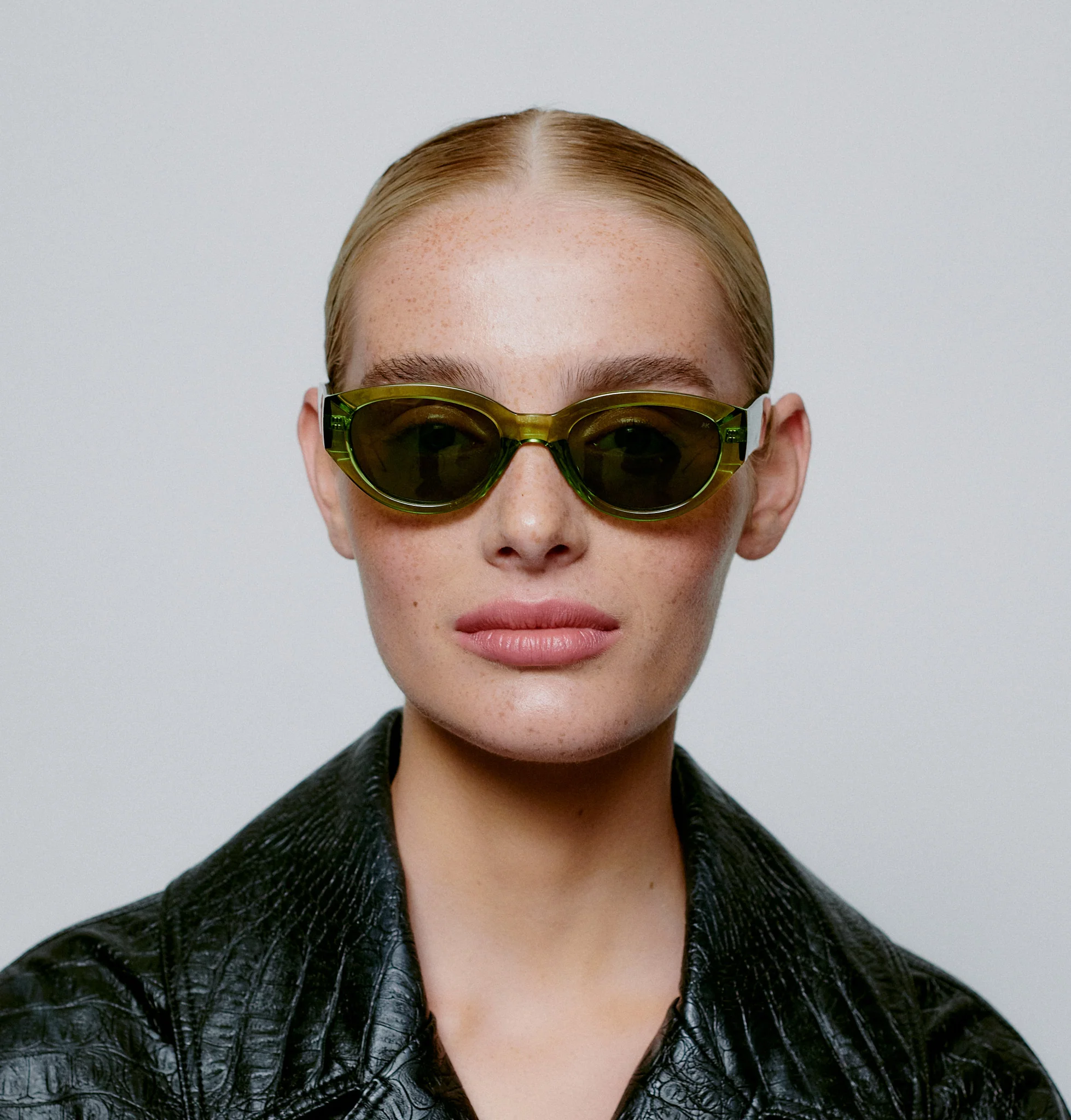 Winnie - Light Olive Transparent - Image 6